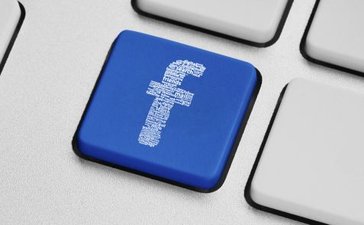 Facebook ułatwi kontakt z przedstawicielami władzy