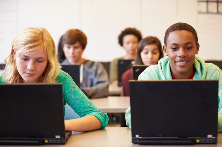 Is Wikipedia still popular?