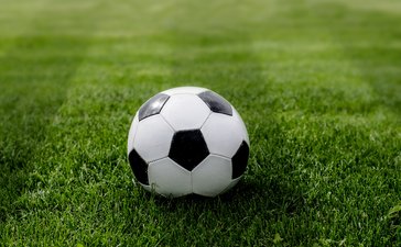 Serwisy sportowe w górę w październiku