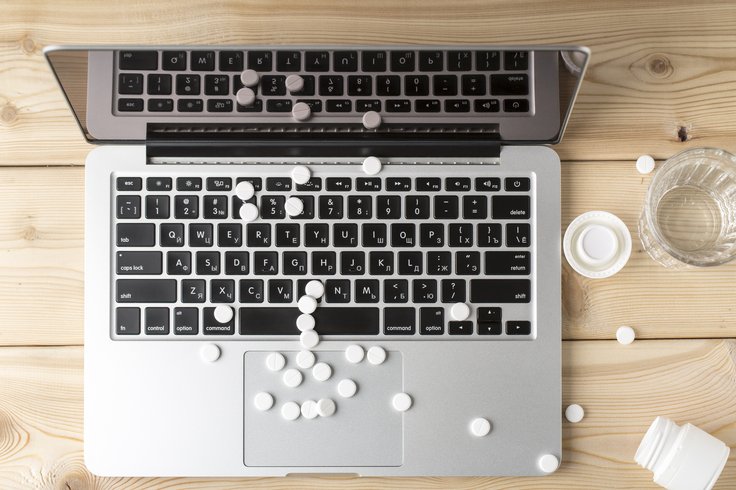 Niemcy: preparaty na przeziębienie dominują wśród spotów online