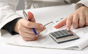 Czy nowy podatek od obrotów zahamuje rozwój branży e-commerce?