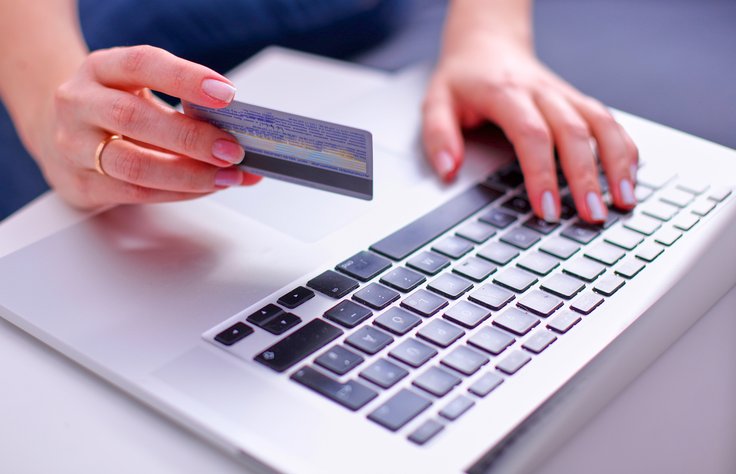 Amazon najpopularniejszy w listopadzie