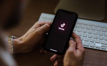 Don’t make ads? TikTok compared to other social platforms in Germany