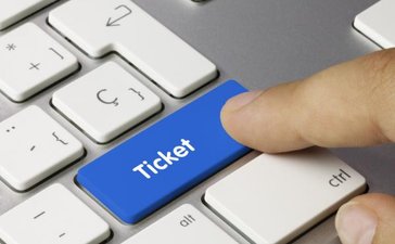 Spalio mėnesį Lietuviai ieškojo pramogų