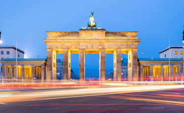 Central Europe: what percentage of foreign views originate from Germany?