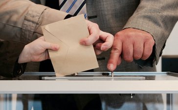 AdReal: Politisko partiju reklāmas kampaņas 14. Saeimas vēlēšanām
