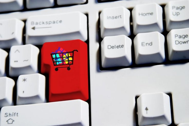Czy i jak spędzamy święta w Internecie