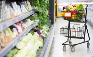 Every fourth Polish user shops for grocery online