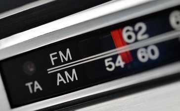 Gemius publicē radio staciju topu pēc dienas auditorijas