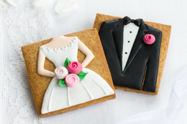Wedding season on(line)