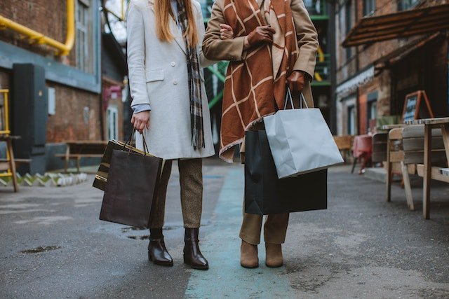 AdReal: Black Friday