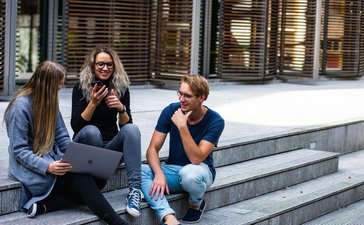 pexels-buro-millennial-636760-1438072