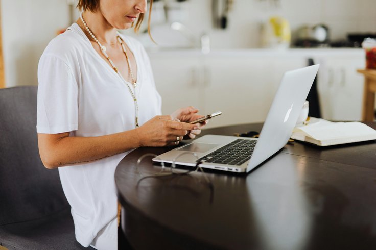 pexels-karola-g-4968547